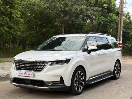Kia Carnival 2.2D Signature