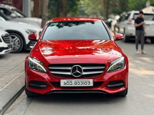 Mercedes-Benz C200