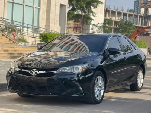 Toyota camry bản mỹ 2.5 