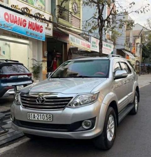 Toyota Fortuner 2013