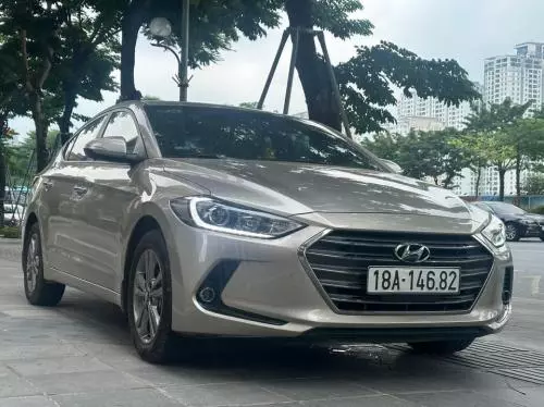 Bán xe Huyndai Elantra 2016