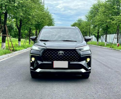 Bán xe Toyota Corolla Altis 