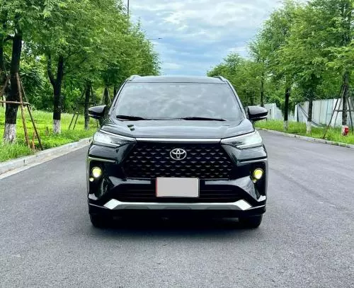 Bán xe Toyota Corolla Altis 
