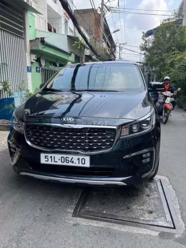 Bán xe Kia Sedona