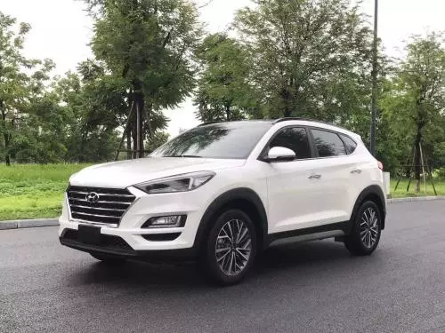 Bán xe Huyndai Tucson