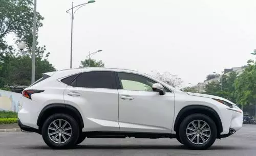 Bán xe Luxus NX200