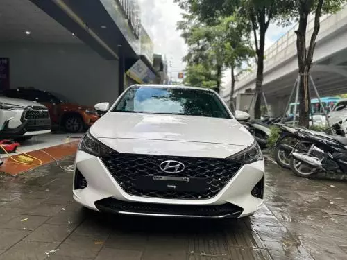 Bán xe Huyndai Accent