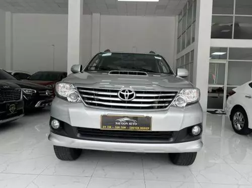 Bán xe Toyota Fortuner 