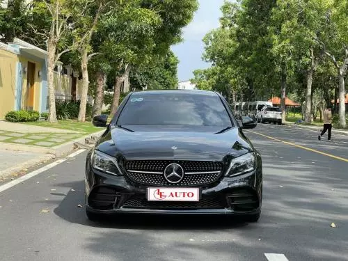 Bán xe Mercedes C300