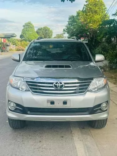 Bán xe Toyota Fortuner 