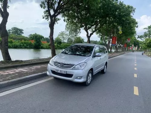 Bán xe Toyota innova 