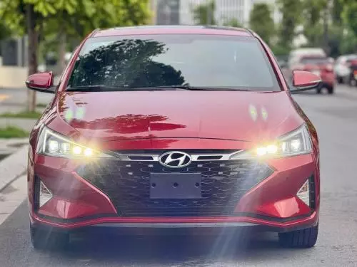 Bán xe Huyndai Elantra