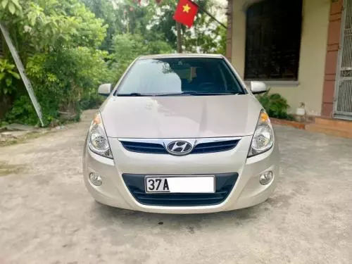 Bán xe Huyndai i10