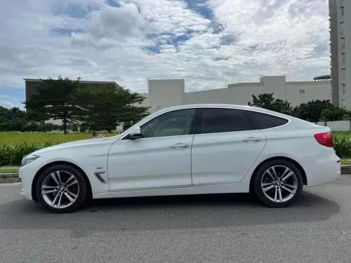 Bán xe BMW 320i