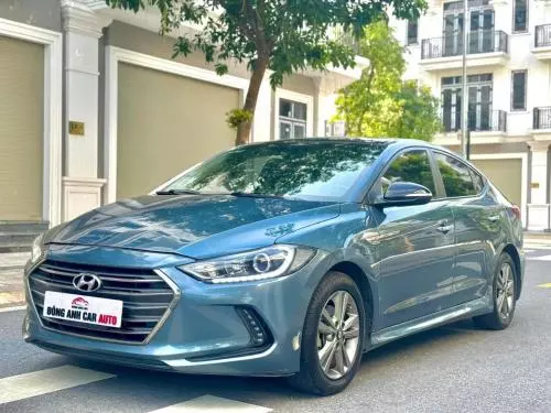 Bán xe Huyndai Elantra