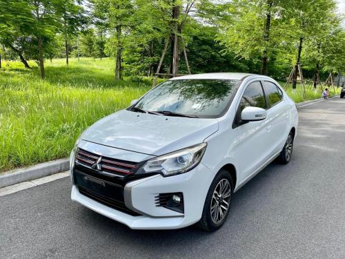 Bán xe Mitsubishi attrage 