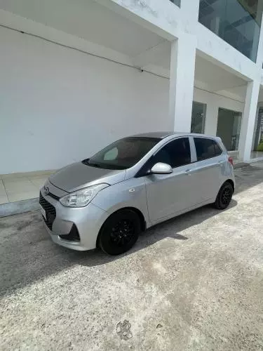 Bán xe Huyndai i10