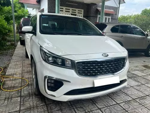 Bán xe Kia Sedona 