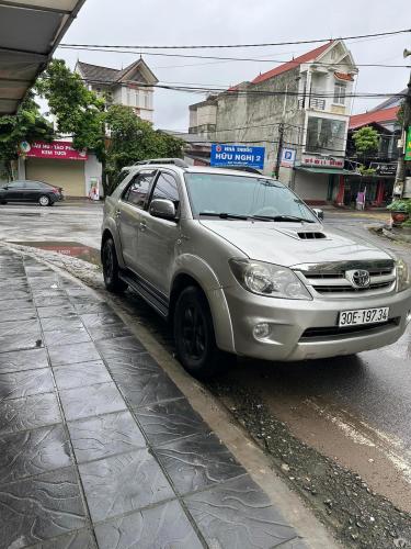 Bán xe Toyota Fortuner 