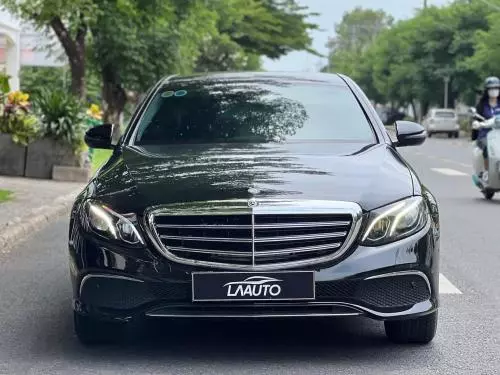 Bán xe Mercedes E200