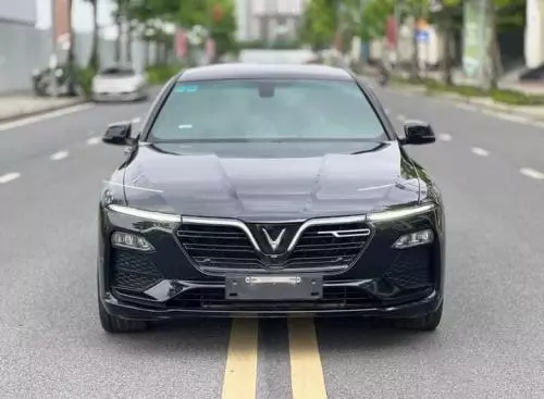 Bán xe Vinfast Lux Sa