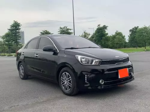 Bán xe Kia Soluto 