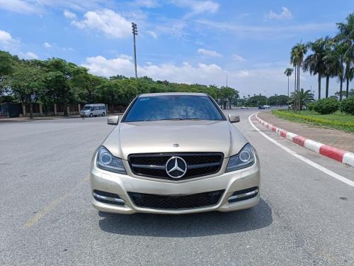 Bán xe Mercedes C300