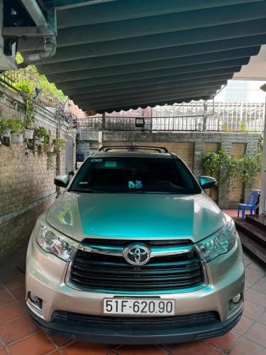 Bán xe Toyota Highlander