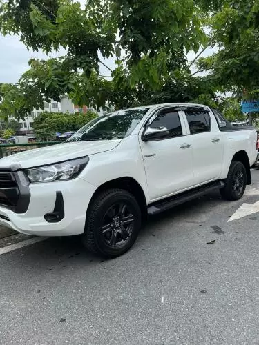 Bán xe Toyota Hilux 