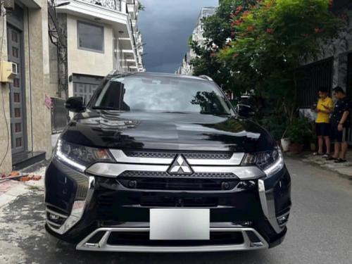 Bán xe Mitsubishi outlander 