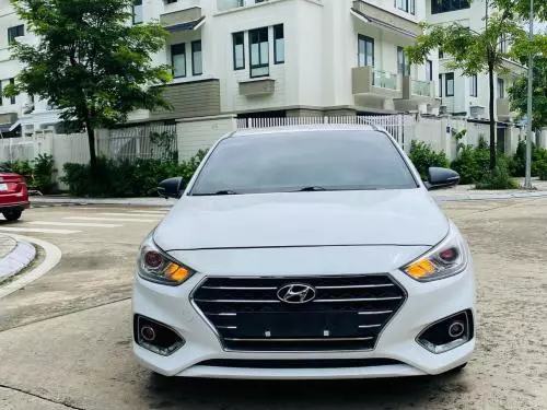 Bán xe Huyndai Accent