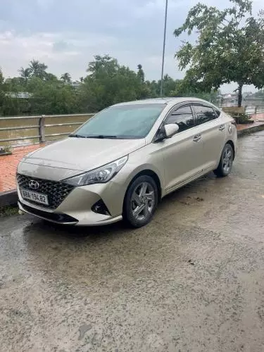 Bán xe Huyndai Accent