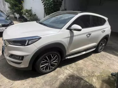 Bán xe Huyndai Tucson 