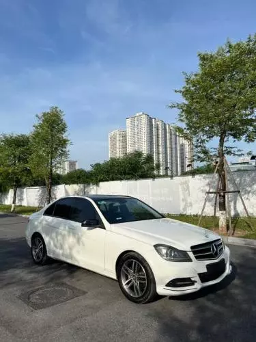 Bán xe Mercedes C200