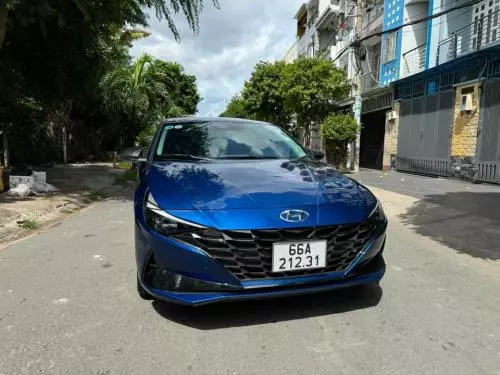 Bán xe Huyndai Elantra