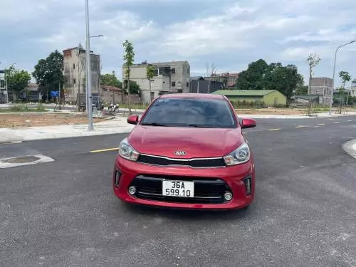 Bán xe Kia Soluto 