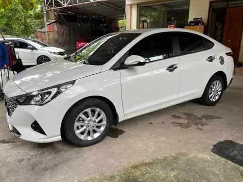 Bán xe Huyndai Accent