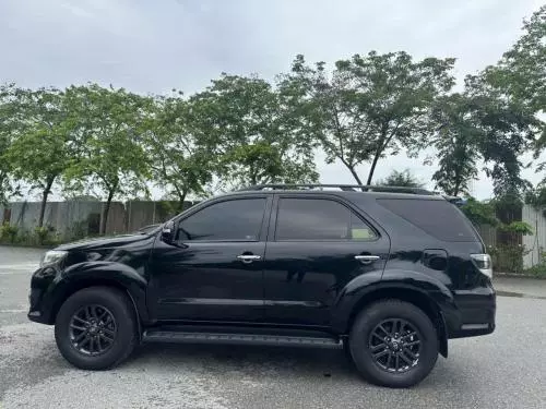 Bán xe Toyota Fortuner 