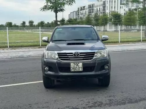 Bán xe Toyota Hilux 