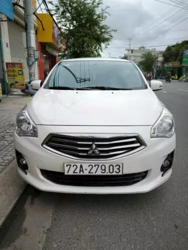 Bán xe Mitsubishi Attrage 