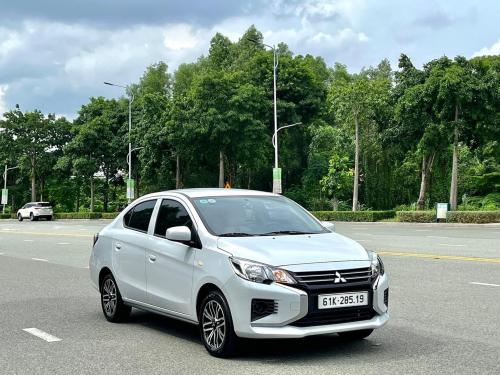 Bán xe Mitsubishi attrage 