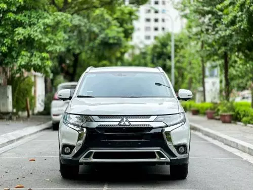 Bán xe Mitsubishi Outlander 