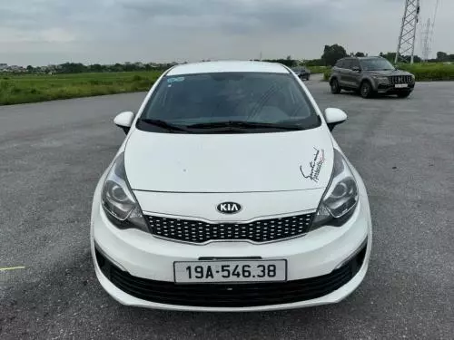 Bán xe Kia Rondo 