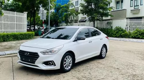 Bán xe Huyndai Accent