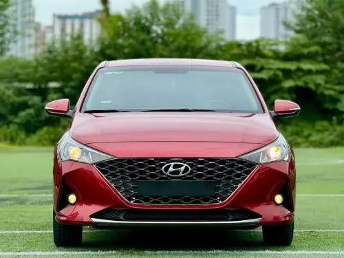 Bán xe Huyndai Elantra 