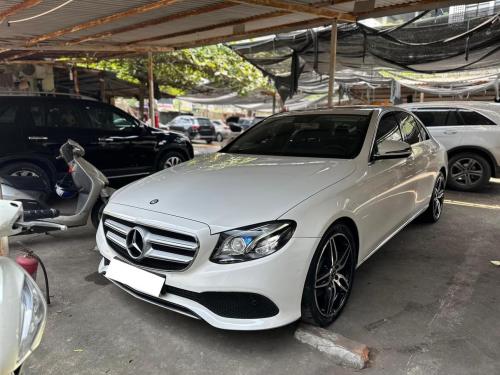 Bán xe Mercedes E200