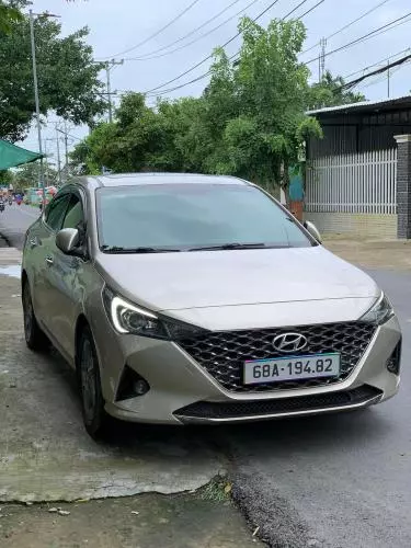 Bán xe Huyndai Accent 