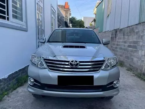 Bán xe Toyota Fortuner 