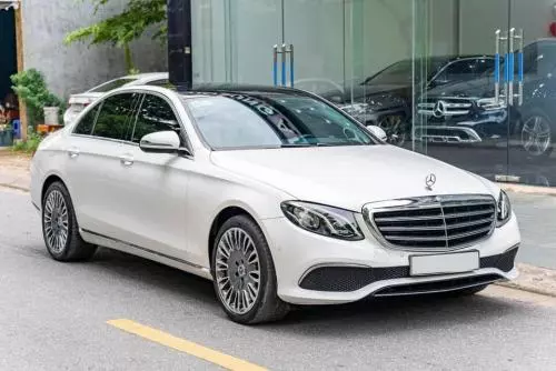 Bán xe Mercedes E200