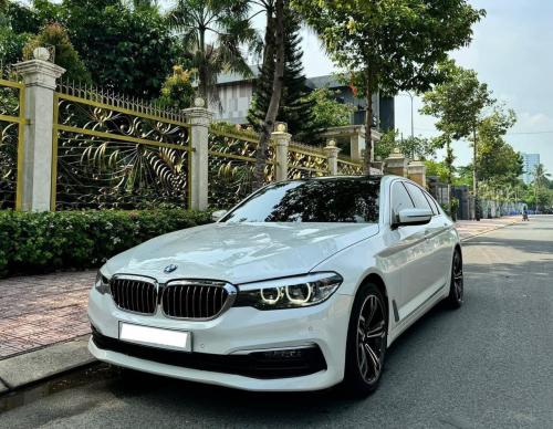 Bán xe BMW 520i